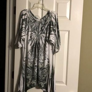 Black and white tunic